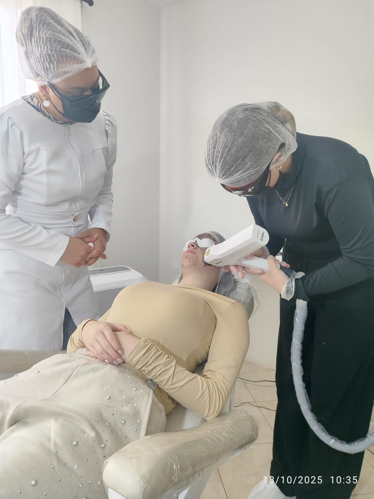 a7bc979c-192f-40a6-9bd4-8d6fe640c558