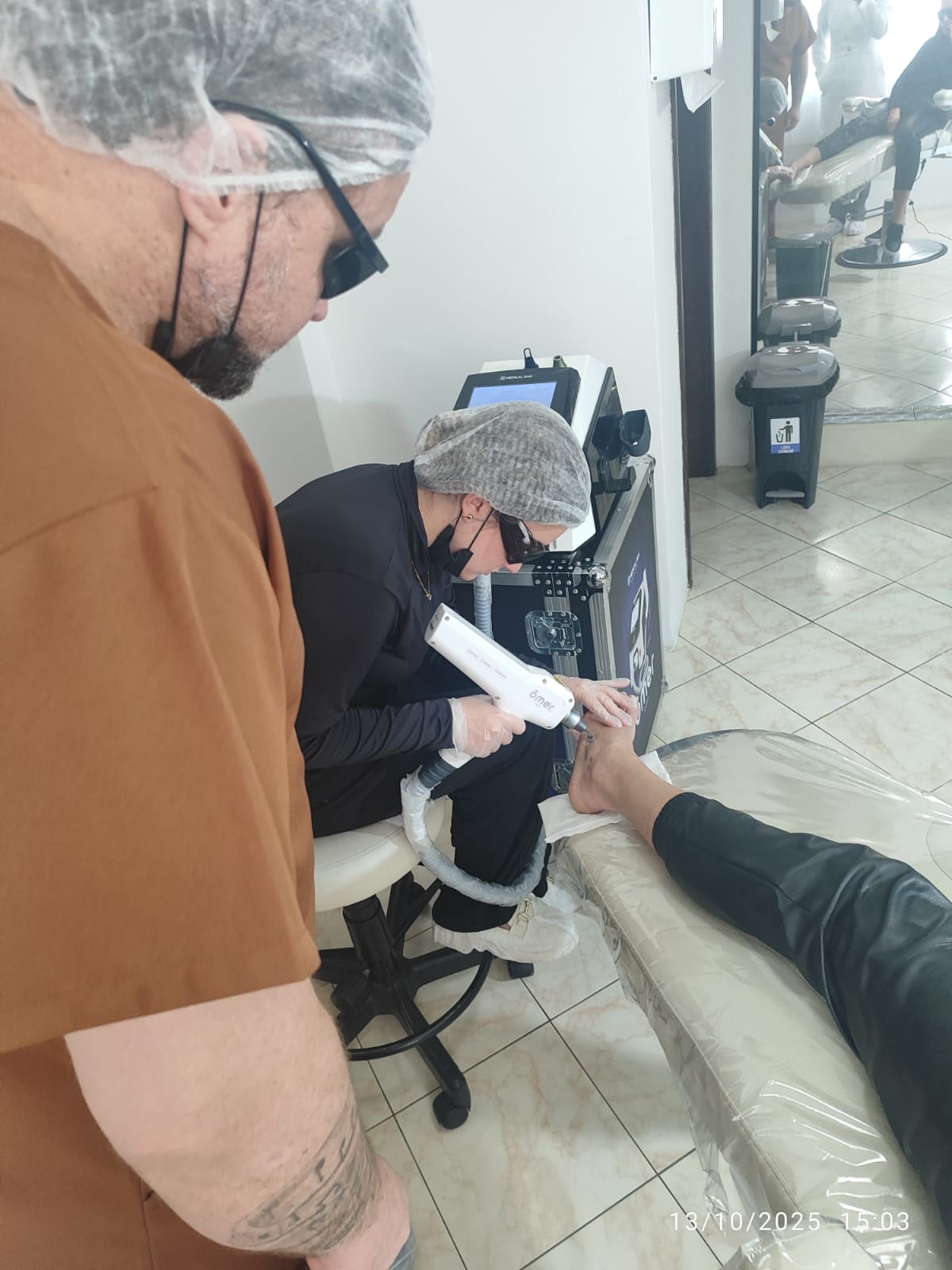 f798f406-490a-4b02-a280-8312599ced82